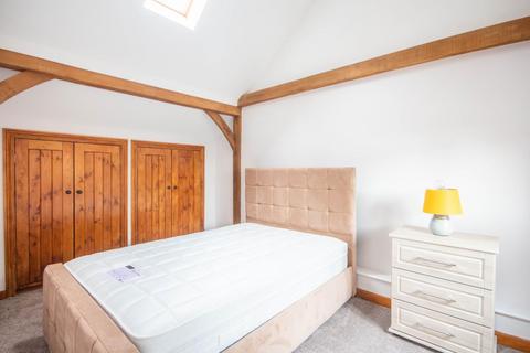 2 bedroom barn conversion to rent, Hinton Way, Great Shelford, Cambridge
