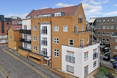 1 bedroom apartment for sale, Henry Place, The Mount, Brentwood, Essex