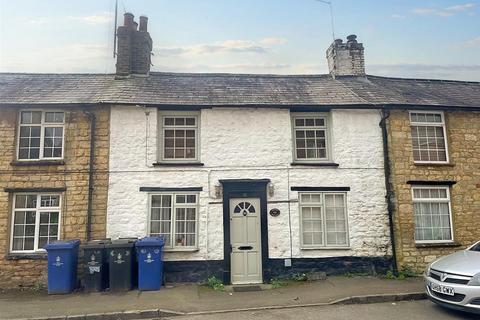 2 bedroom terraced house for sale, High Street, Greens Norton