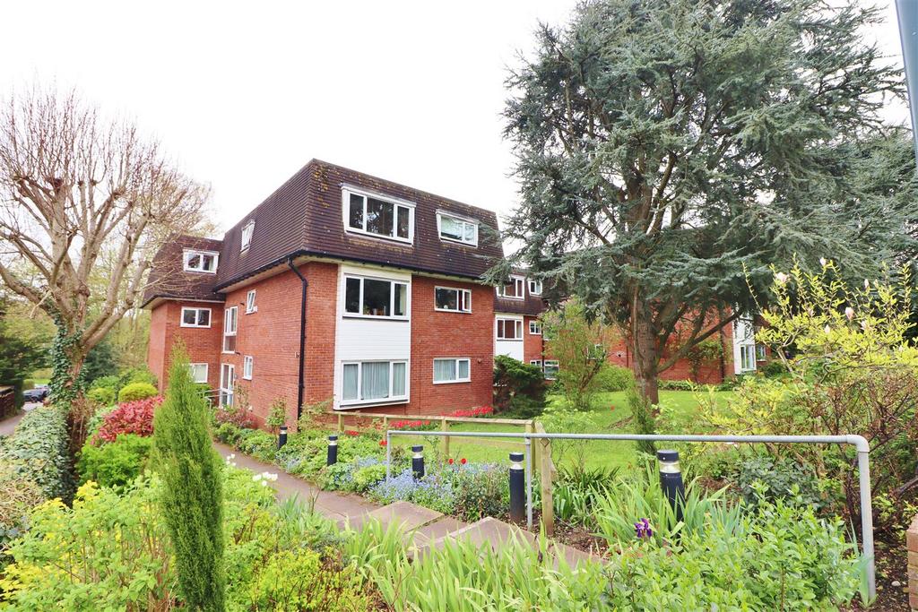 Village Estates Radlett