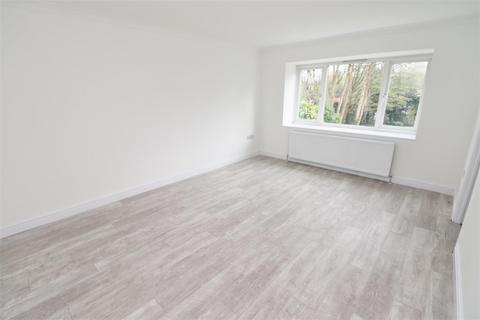 1 bedroom apartment for sale, Oakbank, Watling Street, Radlett