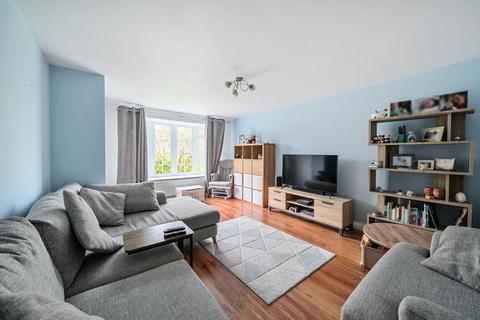 52 Long Row, Horsforth, Leeds, LS18 5AA