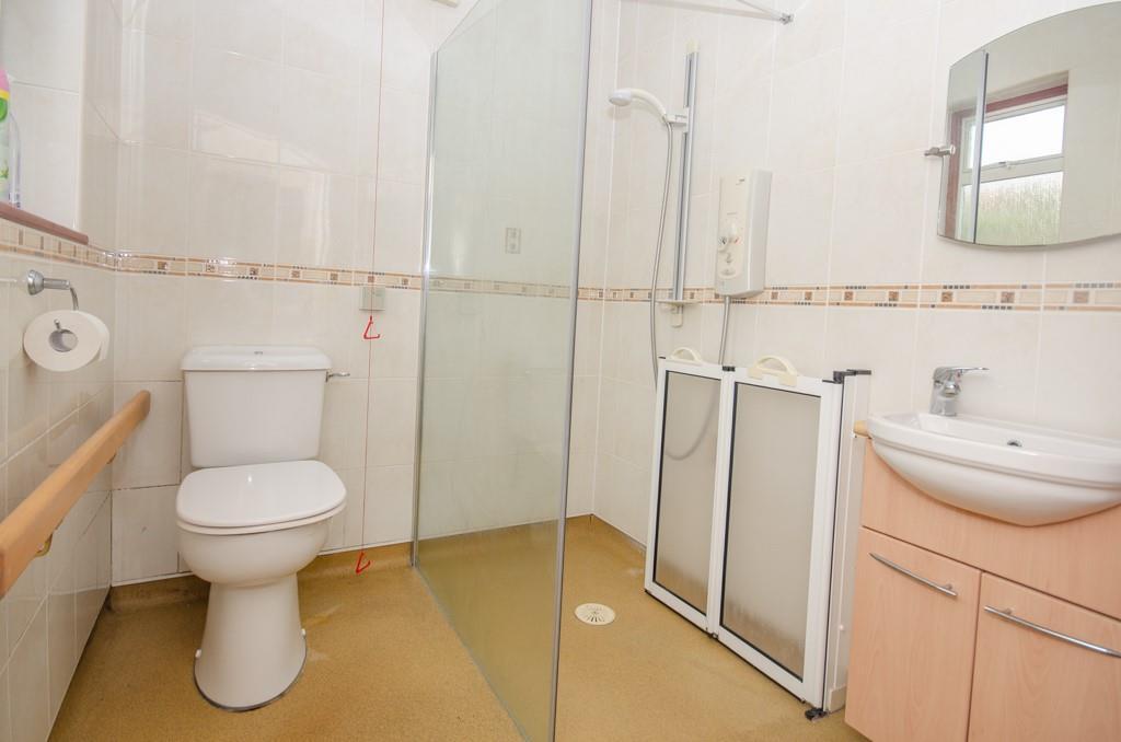 Shower room.jpg