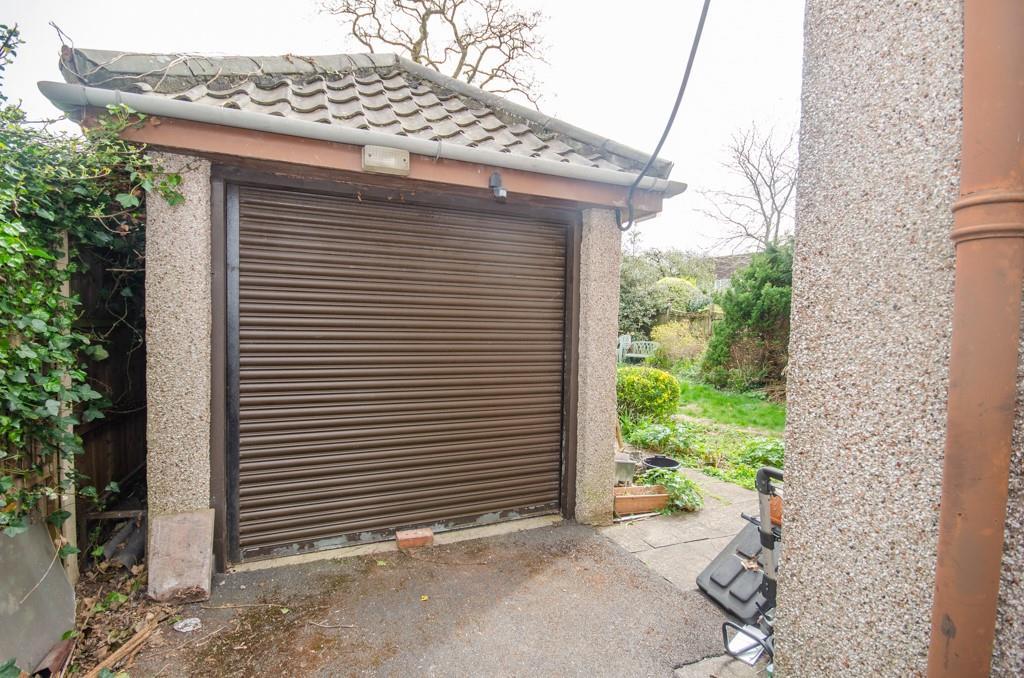 Garage.jpg