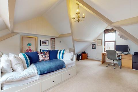 34 Ilkley Road, Otley, LS21 3JR
