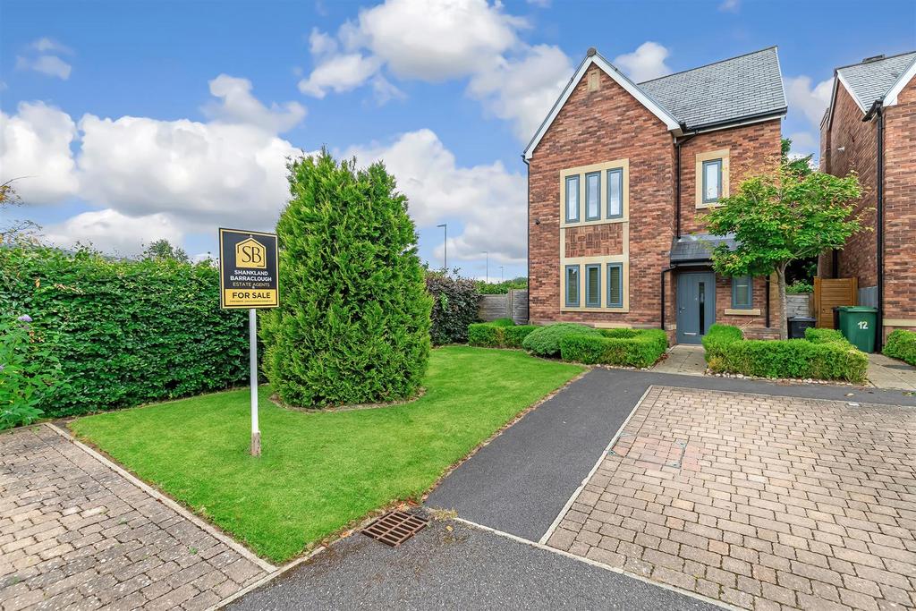 Middleton Court, Otley LS21 4 bed detached house for sale £500,000