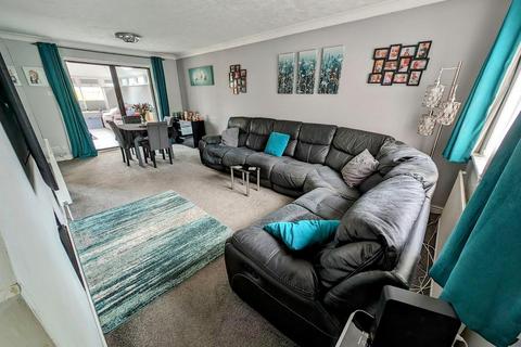 14 Plover Close, Yate, Bristol, BS37 5XU