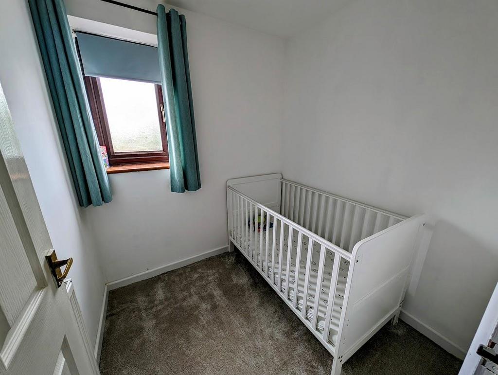 Bed 4.jpg