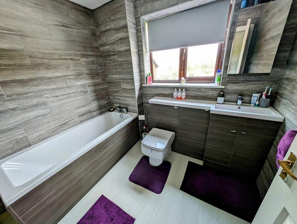 Bath a.jpg