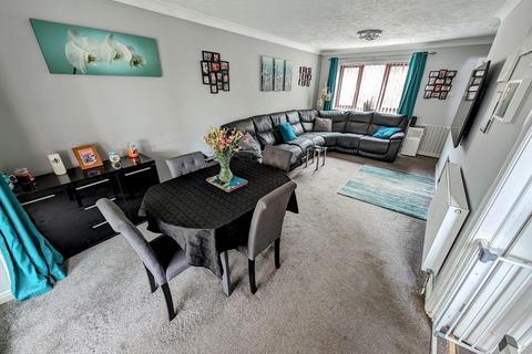14 Plover Close, Yate, Bristol, BS37 5XU