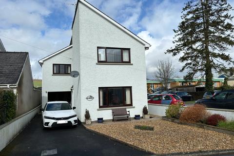 3 bedroom detached house for sale, Greenfield Terrace, Lampeter, SA48