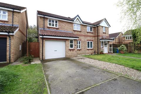 3 bedroom semi-detached house to rent, Kelsey Close, Market Weighton, York