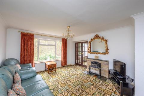 49 Meadow Head, Sheffield, S8 7UB