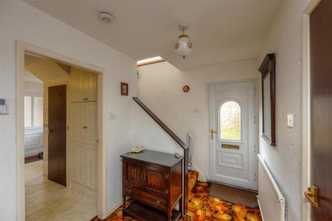49 Meadow Head, Sheffield, S8 7UB