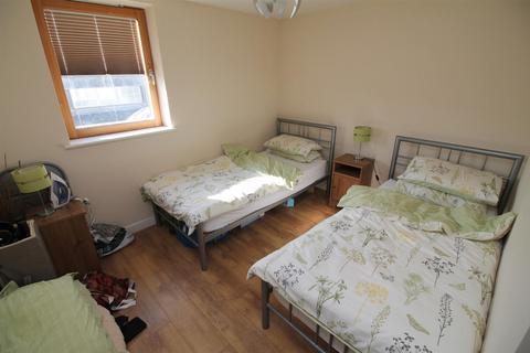 2 bedroom flat to rent, BPC01621 The Beacon, Knightstone Causeway, Weston-Super-Mare, BS23