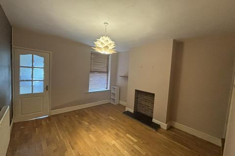 2 bedroom house to rent, Freehold Street, Quorn