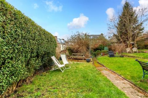 13 Coombe Road, Sheffield, S10 1FF