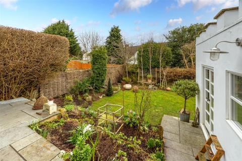 2 Rushley Road, Sheffield, S17 3EJ