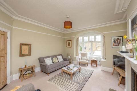 2 Rushley Road, Sheffield, S17 3EJ