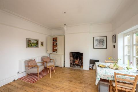 2 Rushley Road, Sheffield, S17 3EJ