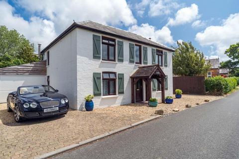 5 bedroom detached house for sale, Porchfield, Isle of Wight