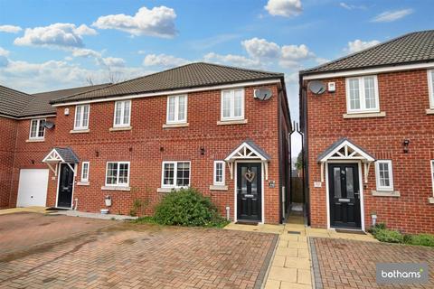 3 bedroom semi-detached house for sale, Springvale Close, Danesmoor, Chesterfield
