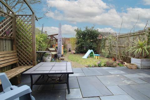 10 Burns Close, Eastleigh, SO50 5DU