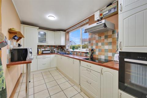 4 bedroom detached house for sale, Gill Lane, Grassmoor, Chesterfield