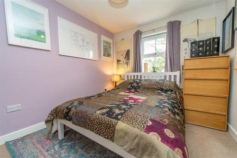 1 Gartmore Close, Manchester, M22 4ZN
