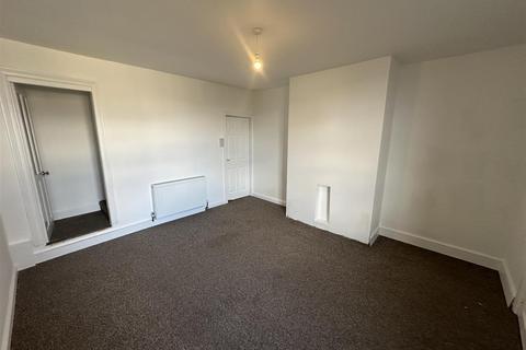 2 bedroom terraced house to rent, Marion Street, Brighouse