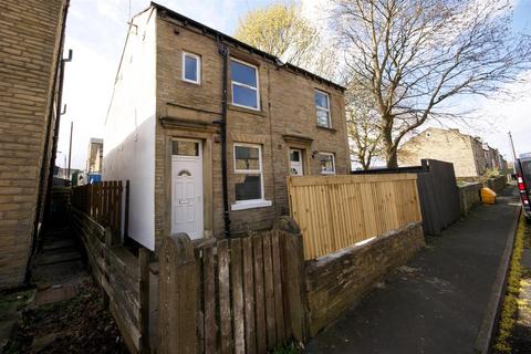 2 bedroom house for sale, St. John Street, Brighouse