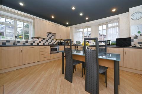 3 bedroom detached house for sale, Millhouses Lane, Ecclesall, Sheffield