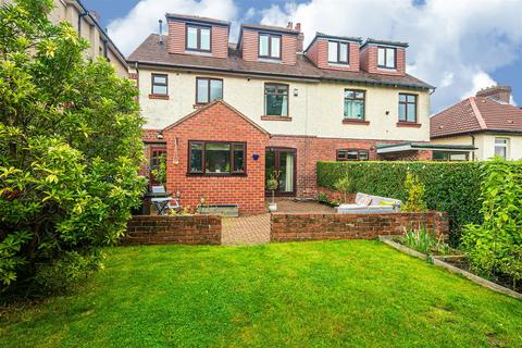 83 Brooklands Crescent, Sheffield, S10 4GF
