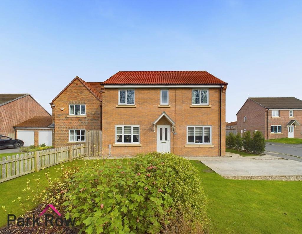 Braeburn Road, Sherburn In Elmet, Leeds 4 bed detached house for sale