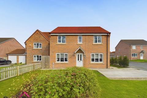 4 bedroom detached house for sale, Braeburn Road, Sherburn In Elmet, Leeds