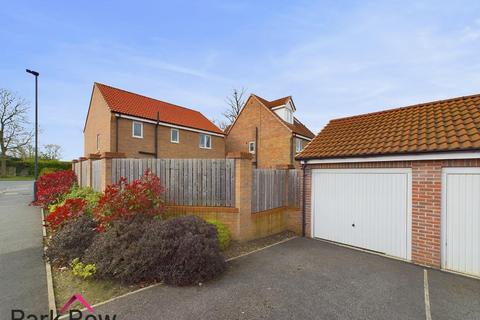 4 bedroom detached house for sale, Braeburn Road, Sherburn In Elmet, Leeds