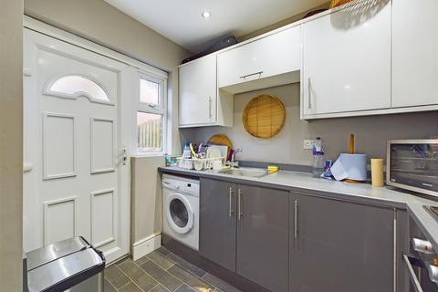 43 Abbeydale Road, Sheffield, S7 1FA