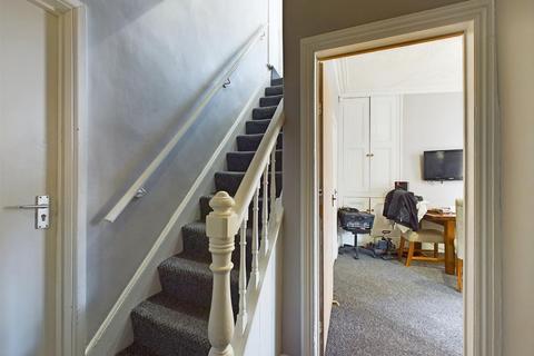 43 Abbeydale Road, Sheffield, S7 1FA