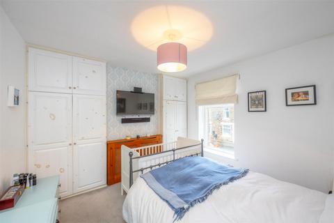 57 Duncan Road, Sheffield, S10 1SN