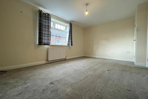 2 bedroom apartment to rent, Chapel Street, Easingwold, York