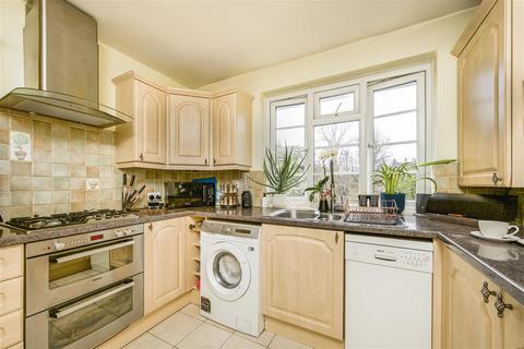 2 bedroom apartment for sale, Park Road, East Twickenham