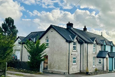 3 bedroom semi-detached house for sale, Kings Road, Llandybie, Ammanford