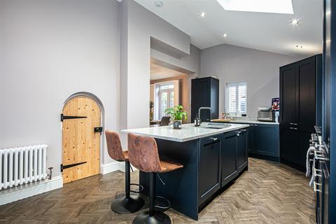 175 Abbey Lane, Sheffield, S8 0BR