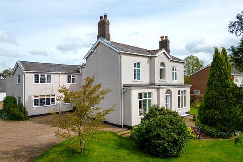 4 bedroom detached house for sale, Dunnocksfold Road, Alsager