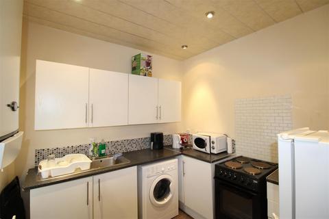 2 bedroom apartment for sale, Byker Terrace, Walker, Newcastle Upon Tyne