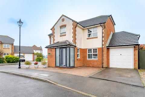 4 bedroom detached house for sale, Barrier Reef Way, Eastbourne