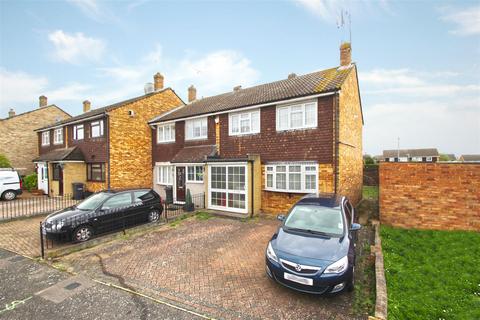 3 bedroom end of terrace house for sale, Herongate Road, Cheshunt