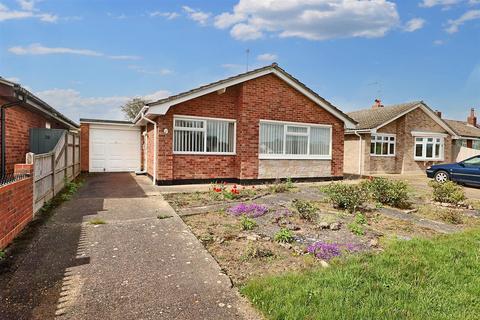 24 Chedgrave Road, Lowestoft, NR33 9DZ