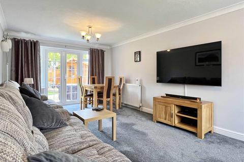 3 Coniston Close, Great Notley, Braintree, CM77 7UJ