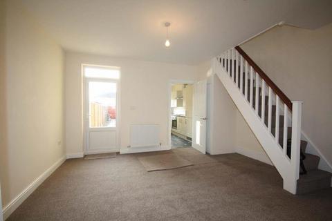 3 bedroom terraced house to rent, Nutbeem Road, Eastleigh